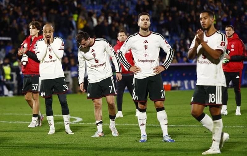Como Bikin Kejutan Besar, Manchester United Dihajar 4-1 di Liga Champions 2026